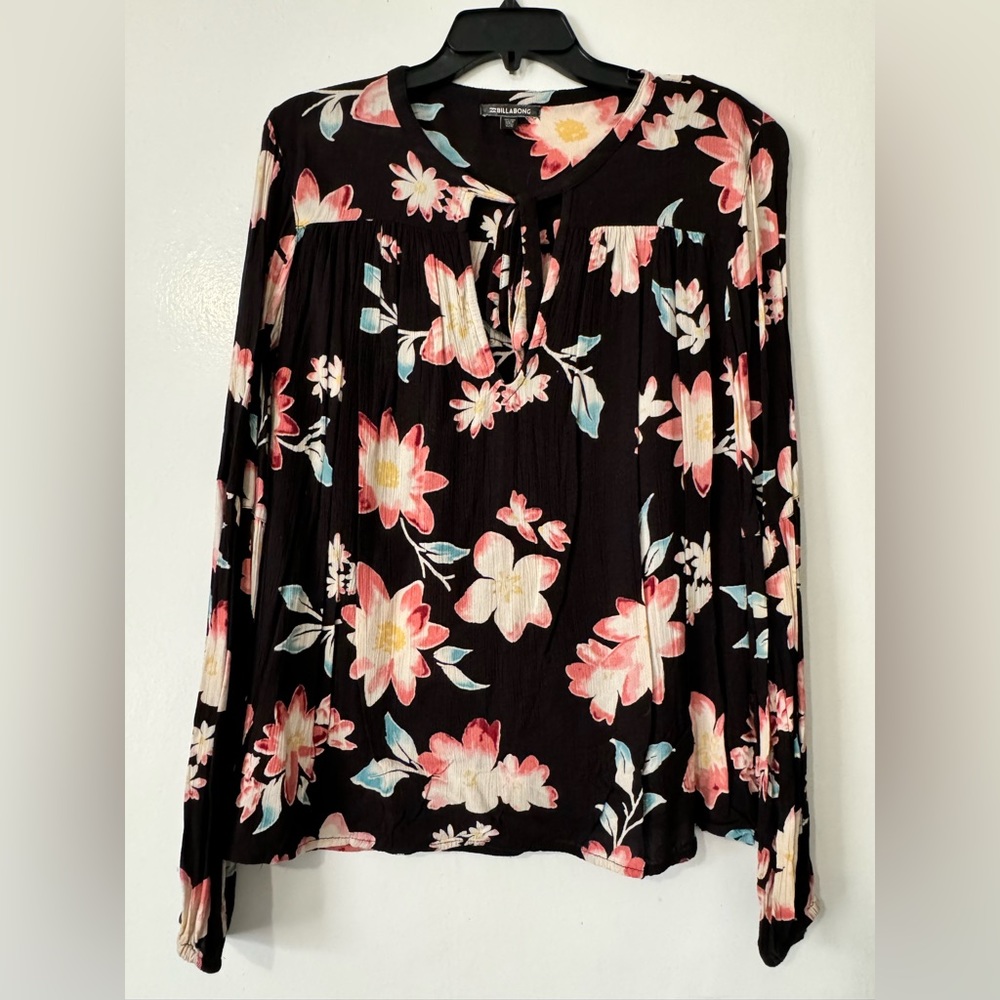 Billabong Flowy Floral Blouse (M)